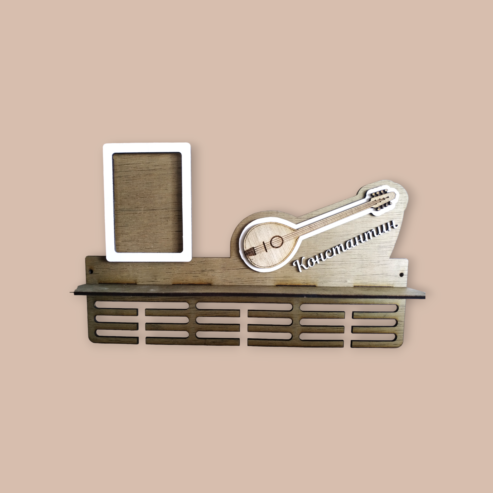 Закачалка за медали - Музика Тамбура