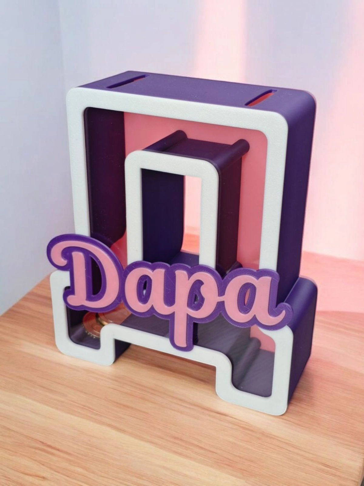 персонализирана-3d-касичка-буква-д-име-дара-виолетова